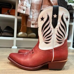 Red idyllwind ankle boot 8.5